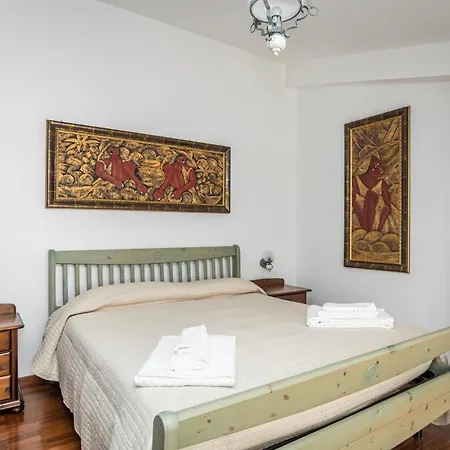 Dimora Felis By Rentbeat Apartment